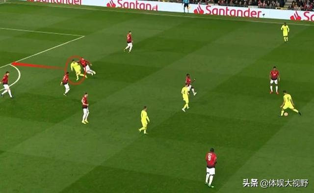 比勒费尔德防线屡现失误,痛失好局暴露保级危机  比勒费尔德防线屡现失误,痛失好局暴露保级危机